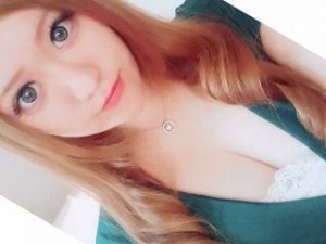 zvMAMIvz - Japanese webcam girl