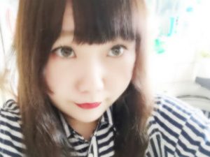 MOMOgal - Japanese webcam girl
