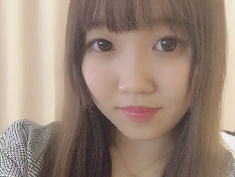 MOMOooQ - Japanese webcam girl